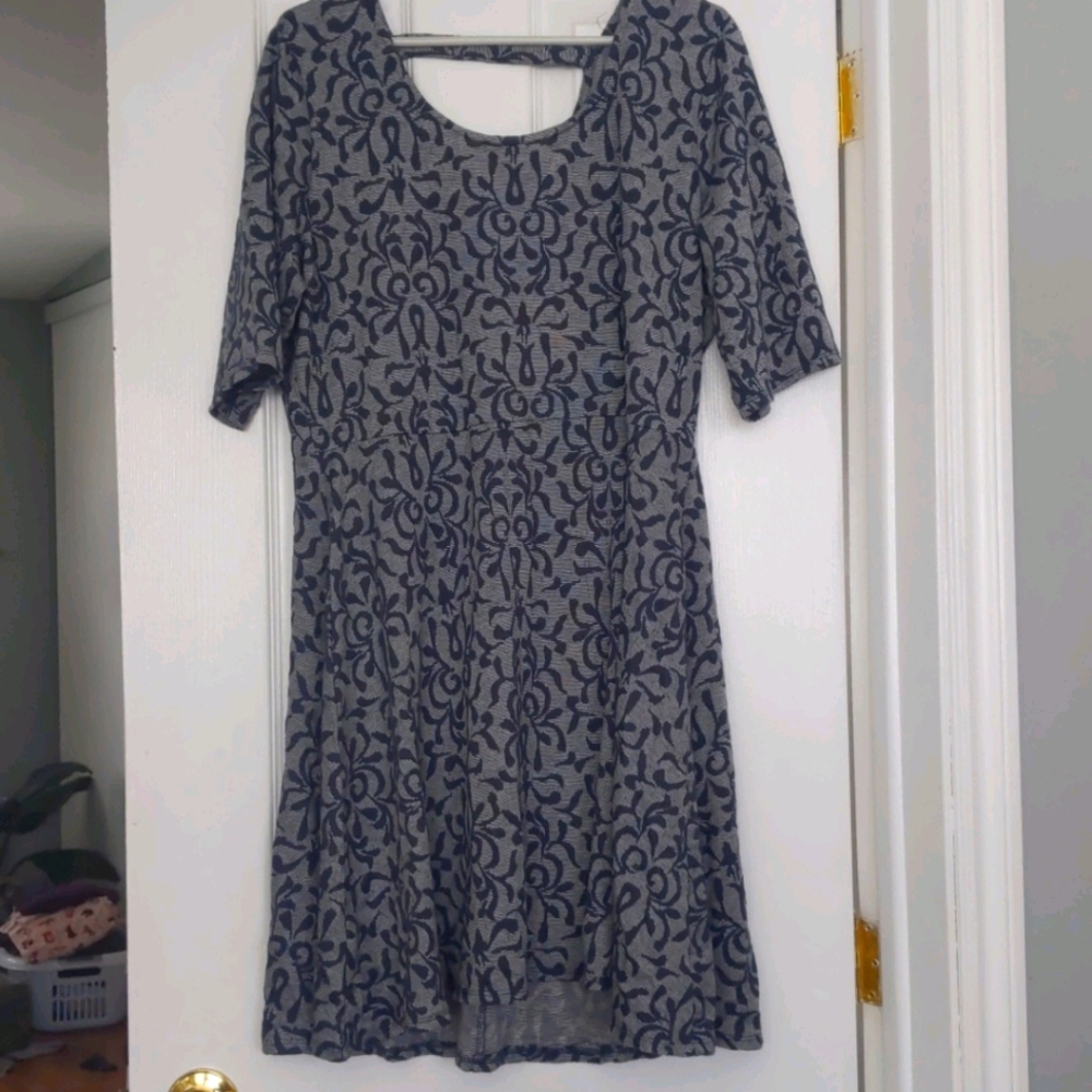 Knee length A line stretch dress